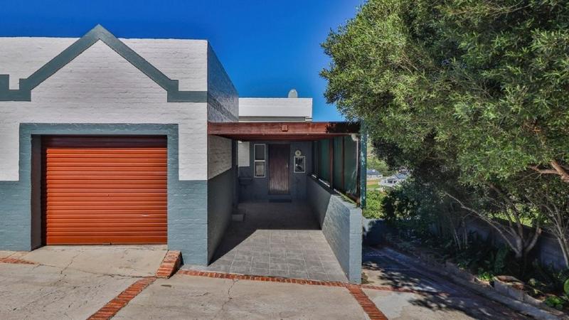 3 Bedroom Property for Sale in Stilbaai Wes Western Cape